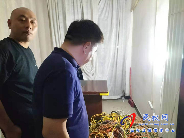 縣住建局組織物業(yè)對(duì)小區(qū)電氣火災(zāi)防范安全檢查