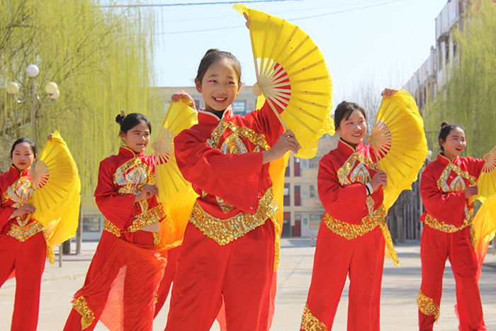 民權(quán)縣實(shí)驗(yàn)中學(xué)積極創(chuàng)建文明校園