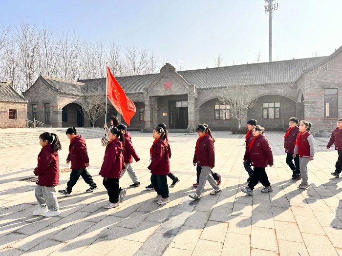 團(tuán)縣委多策并用加強(qiáng)未成年思想道德建設(shè)